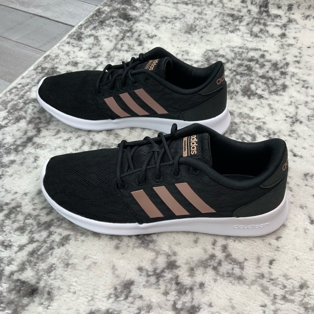 NIB Adidas QT Racer women’s running shoes - Picture 5 of 8